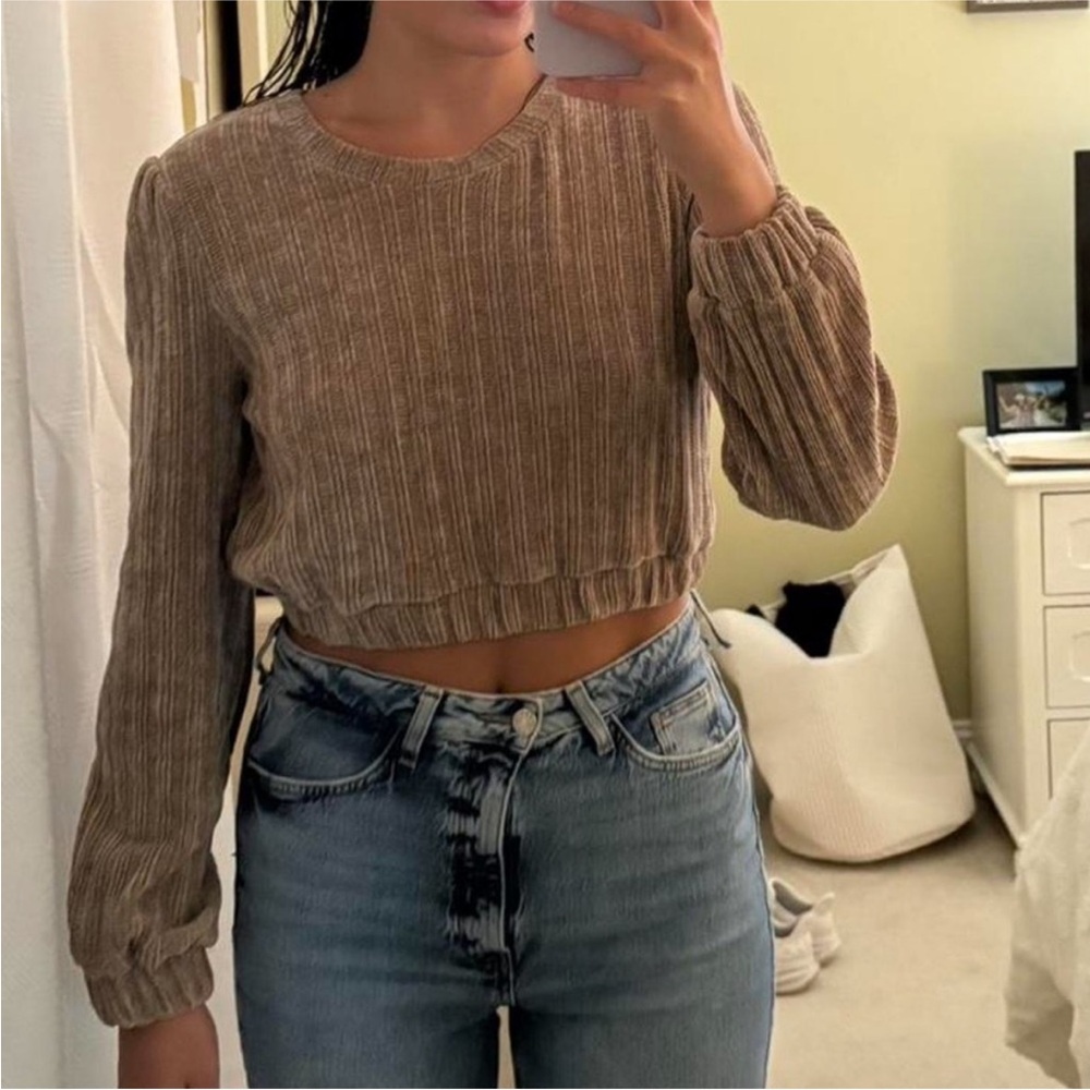 Cozy Brown Ribbed Knit Crop Top